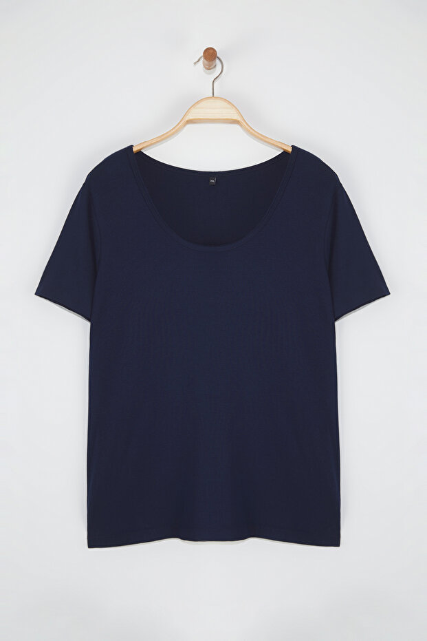 Lacivert Regular Fit Havuz Yaka Büyük Beden T-shirt TBBSS25BF00063 - 9