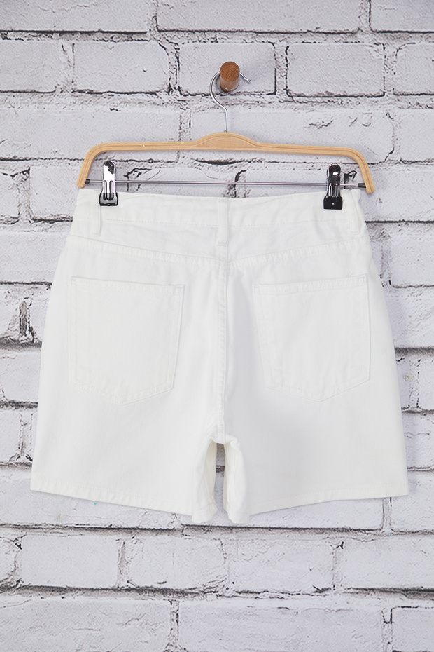 Beyaz Yüksek Bel City Boy Denim Şort TWOSS25SR00172 - 8