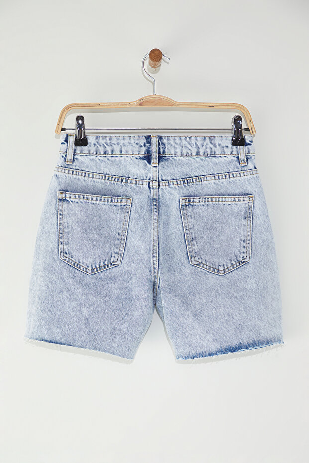 Açık Mavi Paça Kesikli Yüksek Bel City Boy Denim Şort TWOSS25SR00177 - 6