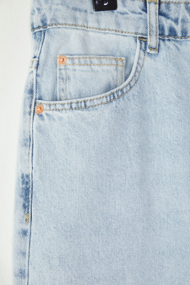 Açık Mavi Yüksek Bel Straight Fit %100 Pamuk Non-Strerch Denim Büyük Beden Jeans TBBSS24CJ00050 - 6