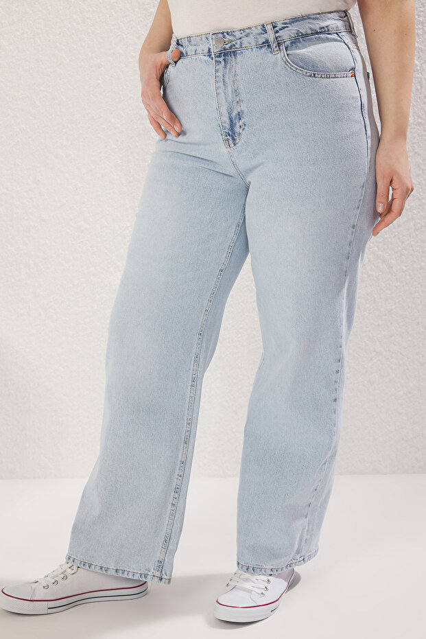 Açık Mavi Yüksek Bel Straight Fit %100 Pamuk Non-Strerch Denim Büyük Beden Jeans TBBSS24CJ00050 - 3