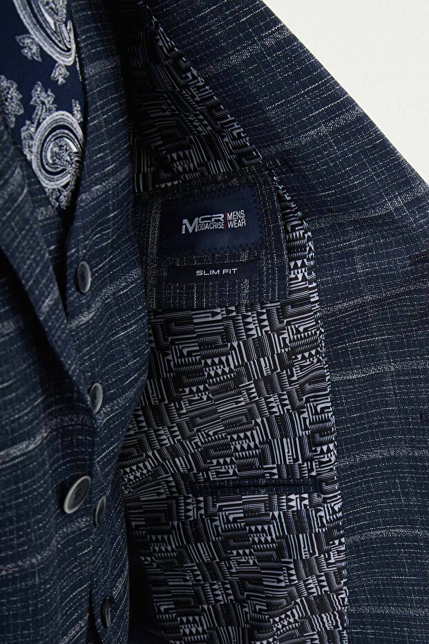 بدلة ذات ياقة أحادية - 6