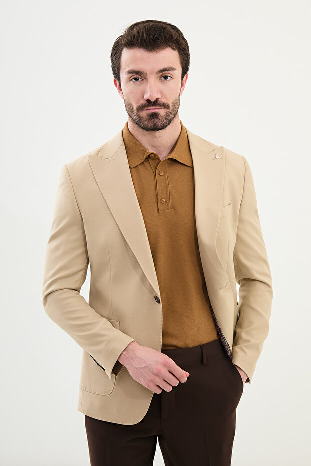 سترة بياقة مدببة - 1