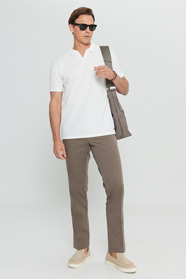 Slim Fit Dar Kesim Polo Yaka Jakarlı Esnek Ekru Tişört - 2