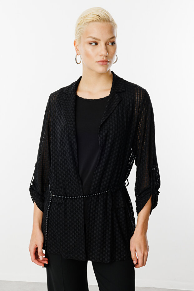 سترة منقوشة ذاتيًا مع قميص داخلي - 1