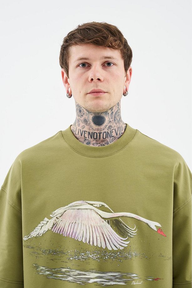 Erkek Swan Printed Oversize Askeri Yeşil Tişört - 5