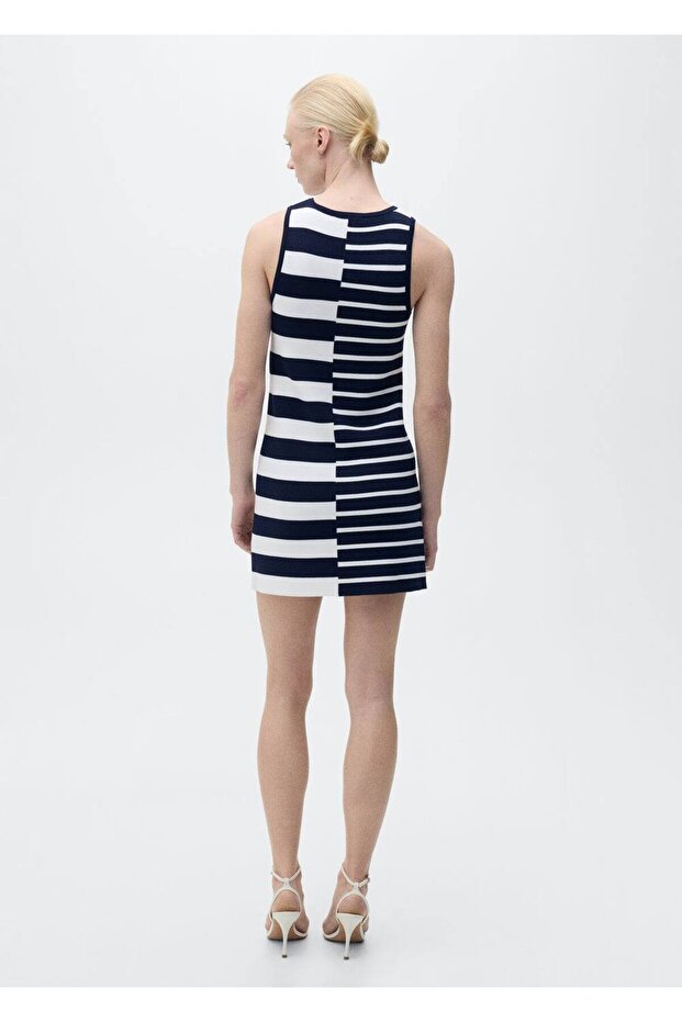 Çizgili triko elbise - 4