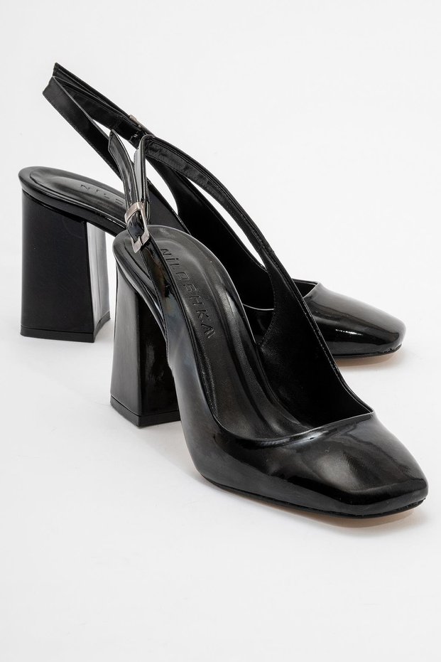 PESCA Black Patent Leather Women's Shoes