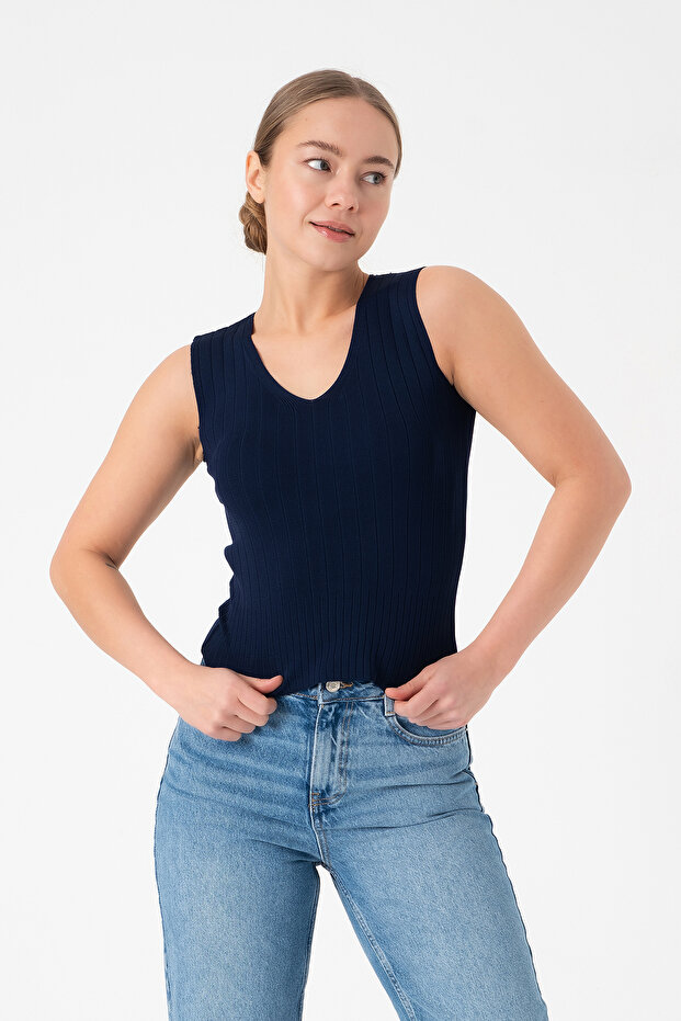 V-Neck Women's Knitwear Blouse - Navy Blue