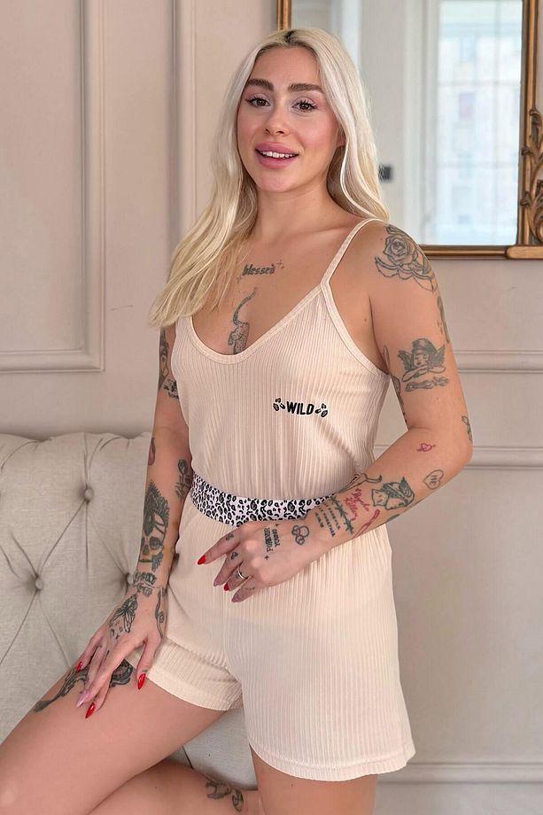 Bej Wild Spirit Desenli Örme Ip Askı Şortlu Kadın Pijama Takımı - 1