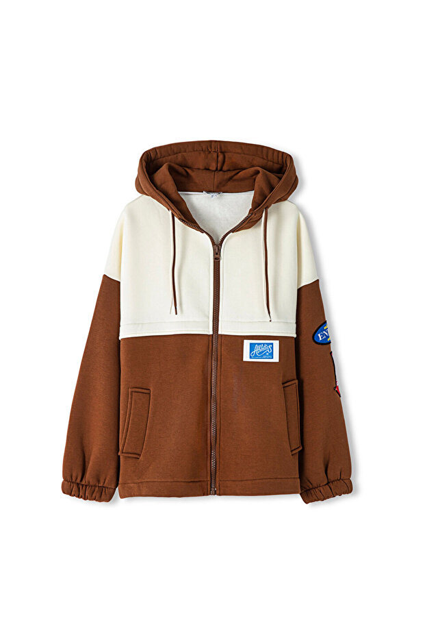 Colorblock Patch Accessory Sweatshirt - 3