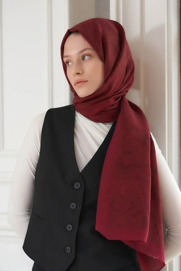 Claret Red Ed Scarf Heritage Saye Pattern Shawl