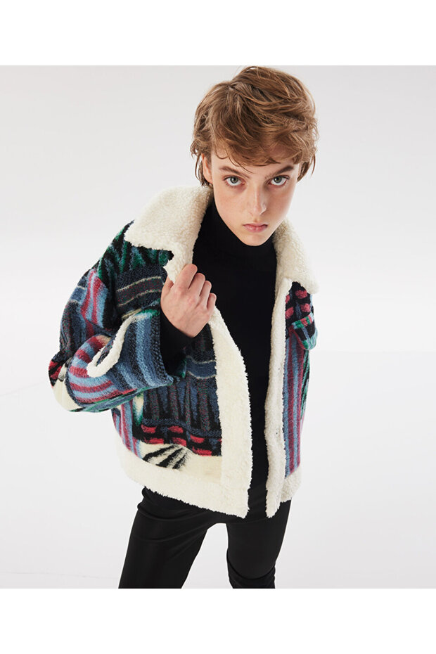 Shearling Patterned Coat - Garnished Design - 1