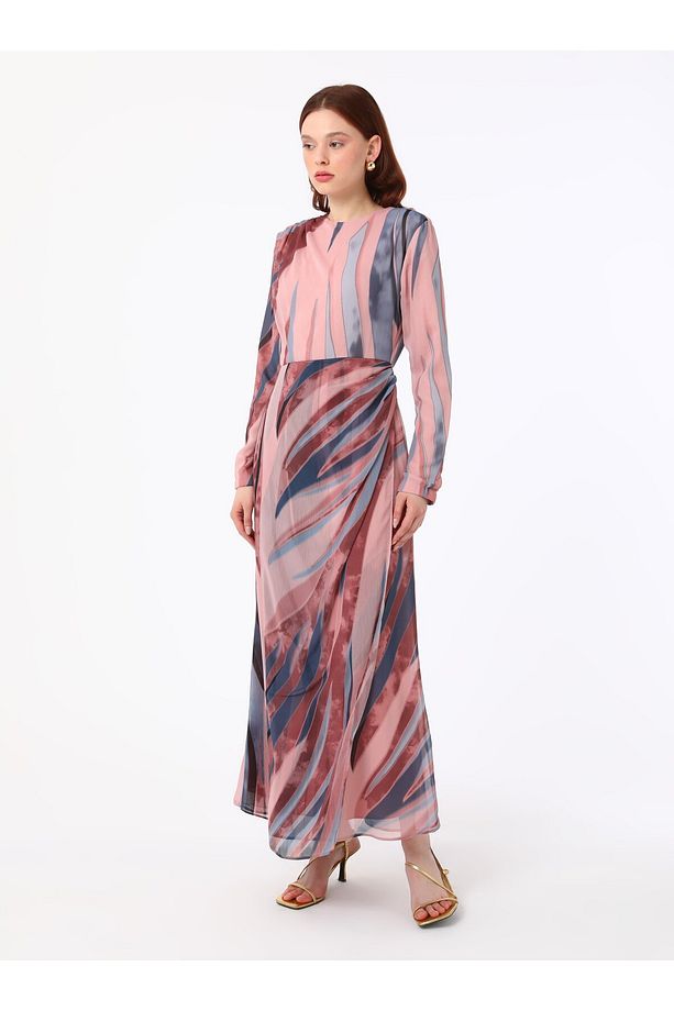 Drape Detaylı Pembe Zebra Desenli Tesettür Elbise- Refka - 4