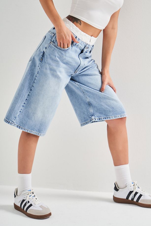 Kadın Snow Kot Rengi V-4S5-3 Dantelli Boxer Detaylı Maxi Boy Baggy Tasarım Denim Şort - 6