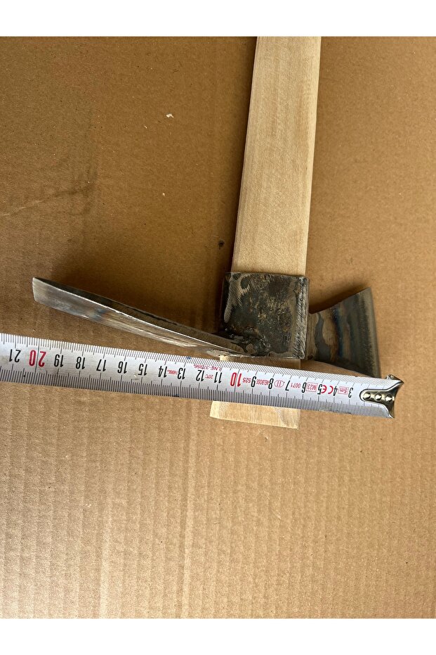 Küçük Baltalı Kazma Sapı İle - 2