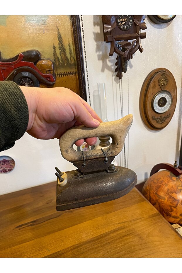 Antika kömürlü ütü - 1