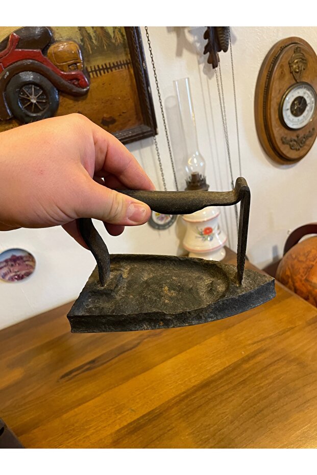 Antika kömürlü ütü - 2