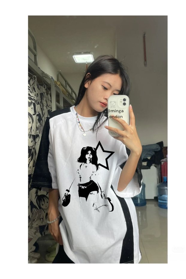 White Star Japanese Girl Unisex Raglan Y2K T-Shirt -Mingalondon