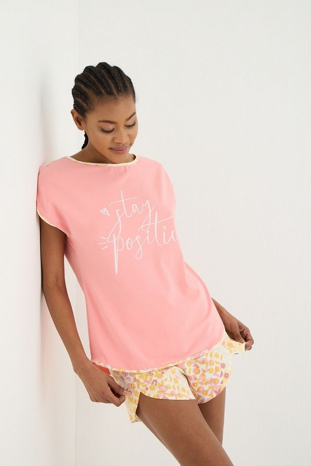 Biye Detaylı Desenli Şort Pijama Takımı - 1
