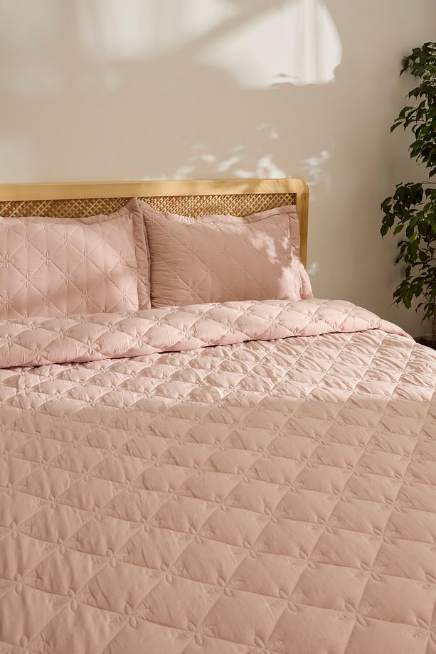 Lilly Çiçekli Çift Kişilik Yatak Örtüsü Takımı Pudra - 5
