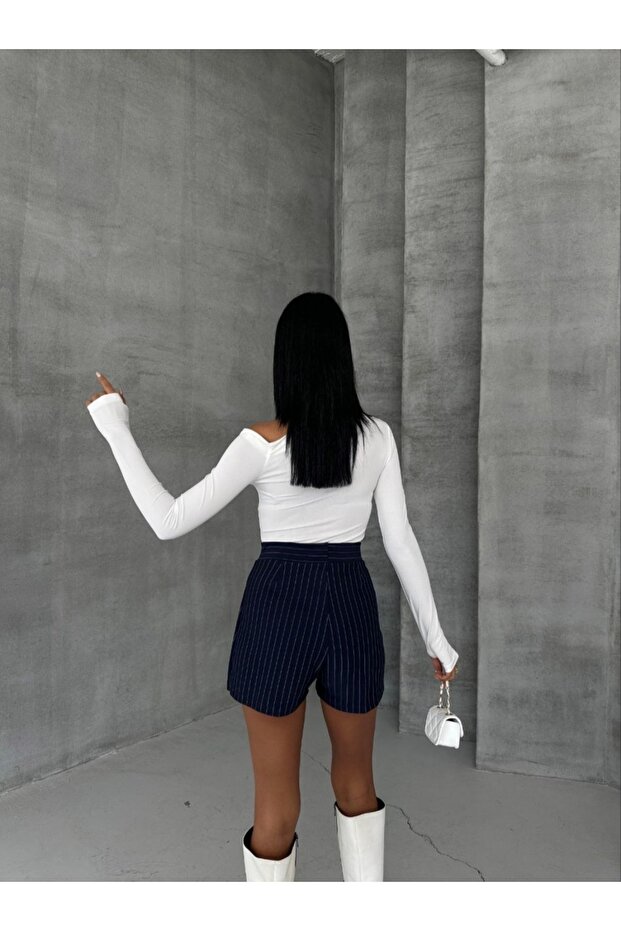 بلوزة كادي بود بطبعة جلد الفهد مكشوفة الكتفين - 6