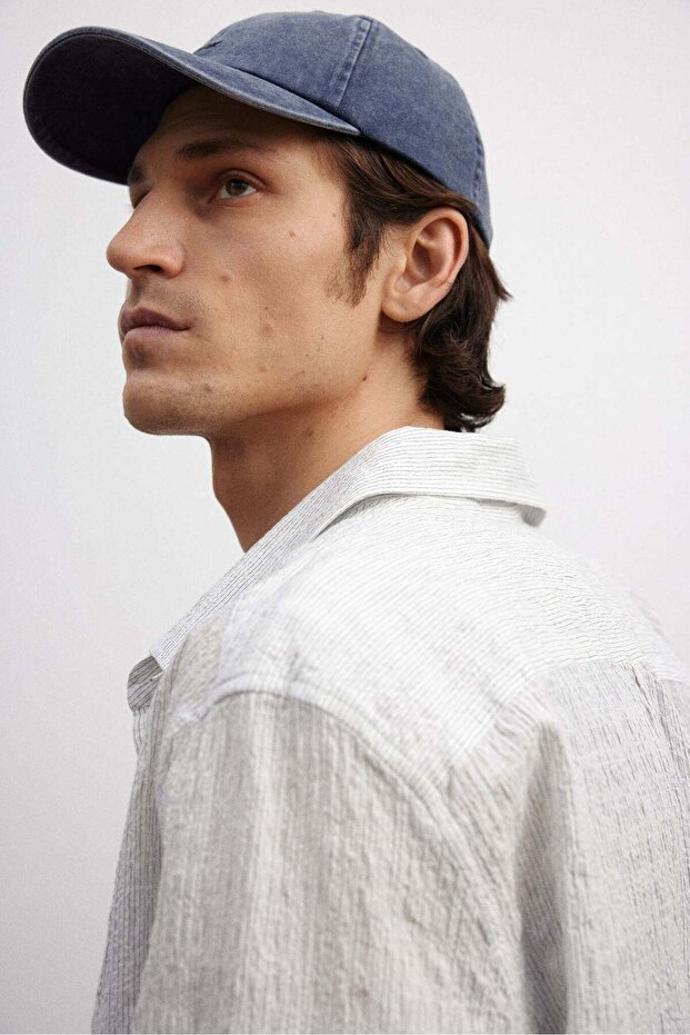 Loose Fit Textured shirt
