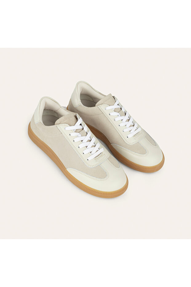 Women's Mink Color Lace-Up Color Block Sneaker