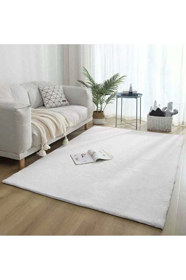 Bell WHITE 120 X 180 SOFT & LUXURIOUS SKID FREE CARPET