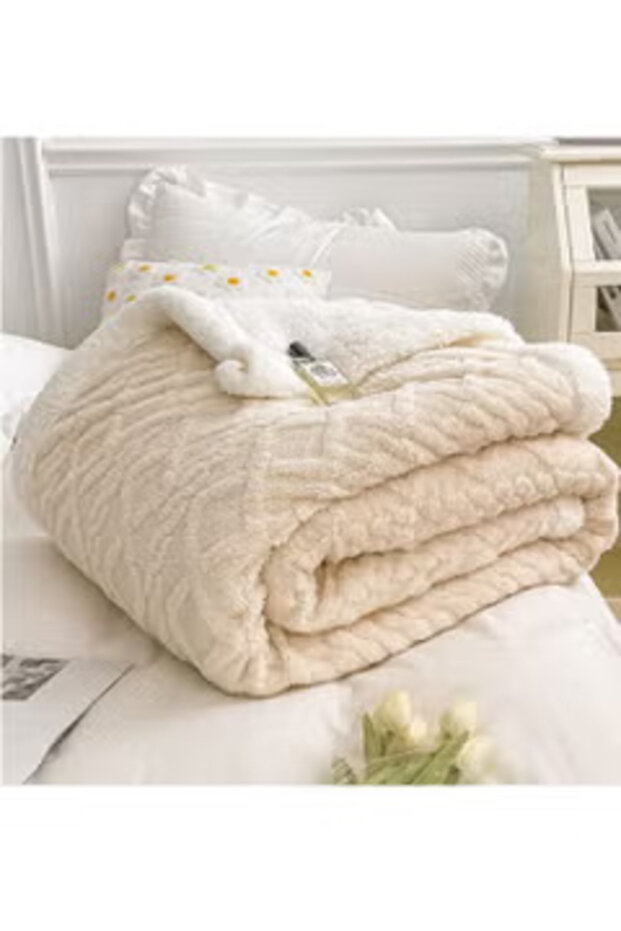 SOFT & FLUFFY BLANKET/THROW 200 X 230 CM CREAM