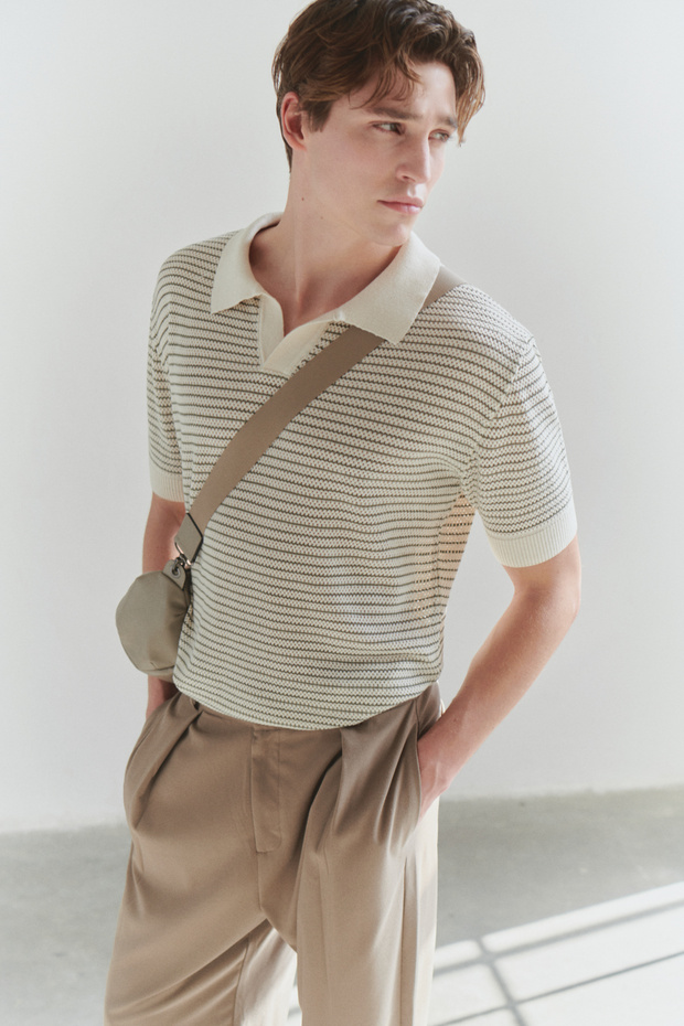Bej - Haki Çizgili Relaxed Kısa Kol Polo Yaka Triko T-shirt TMNSS23PO00026 - 1