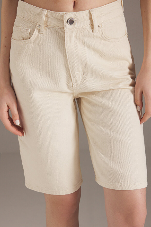 Ekru Normal Bel Denim Bermuda TWOSS25SR00113 - 4
