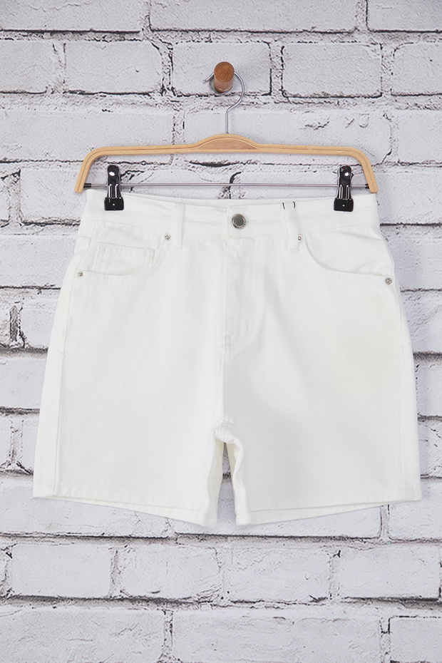 Beyaz Yüksek Bel City Boy Denim Şort TWOSS25SR00172 - 7