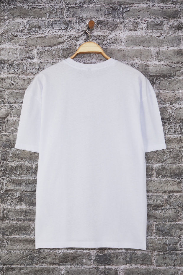 Beyaz Oversize/Geniş Kesim Yazı Baskılı %100 Pamuk T-Shirt TMNSS20TS1097 - 5
