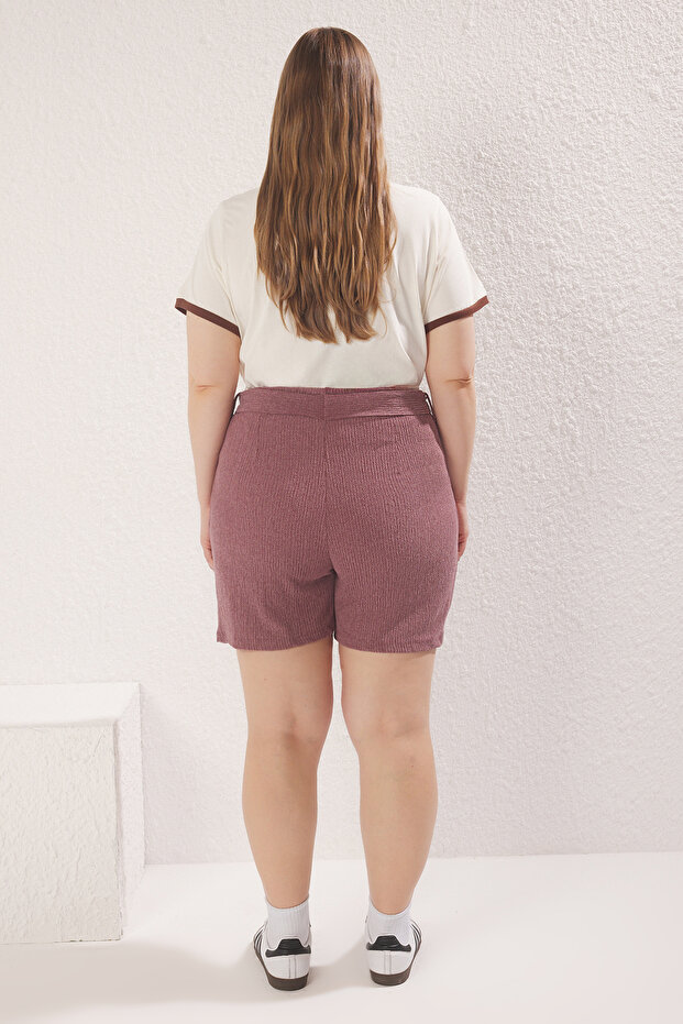 Bordo Beli Kemer Detaylı Bürümcük Dokulu Kumaş Örme Büyük Beden Şort&Bermuda TBBSS25AP00035 - 4