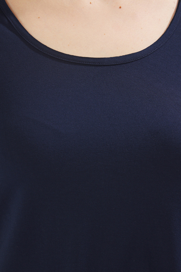 Lacivert Regular Fit Havuz Yaka Büyük Beden T-shirt TBBSS25BF00063 - 3