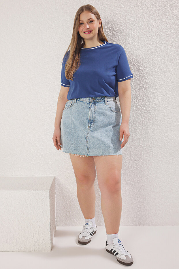Indigo Bisiklet Yaka Biye Detaylı Basic Büyük Beden T-shirt TBBSS25BF00050 - 1