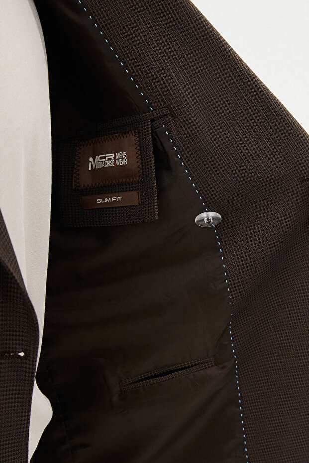 Suit Pointed Collar - 6