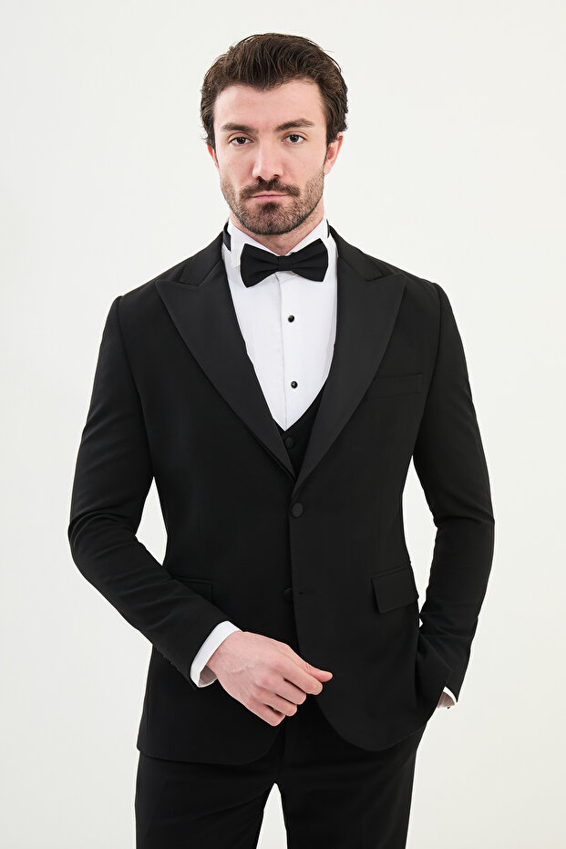 Suit Pointed Collar - 1