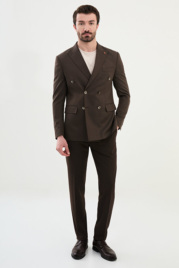 Suit Pointed Collar - 3