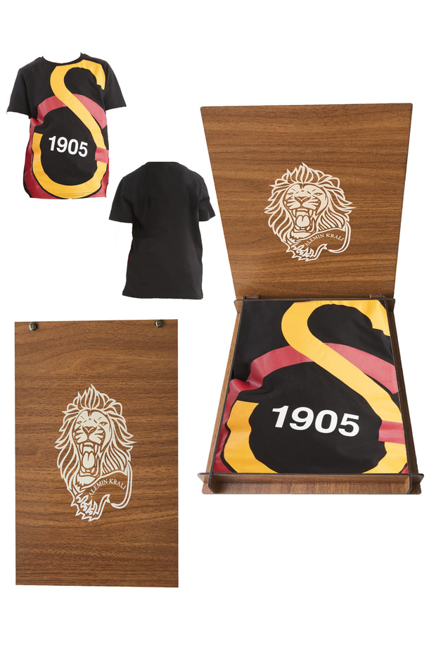 Licensed Black Big Logo T-Shirt Lion with Wooden Box