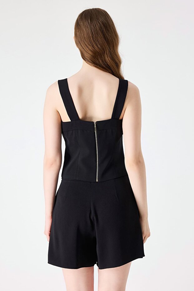 Nakış detaylı Kalın askılı siyah bluz - 4