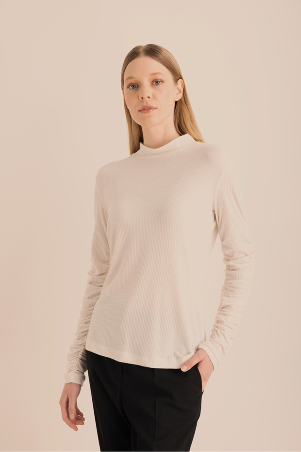 Büzgü Detaylı Örme Body - 2