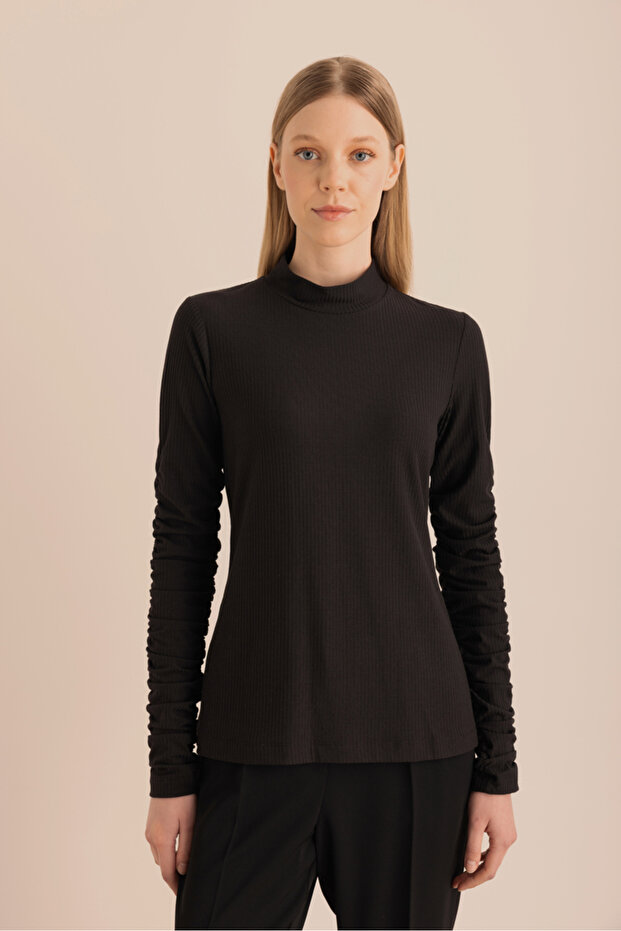 Büzgü Detaylı Örme Body - 3