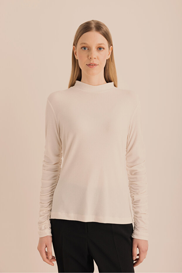 Büzgü Detaylı Örme Body - 6