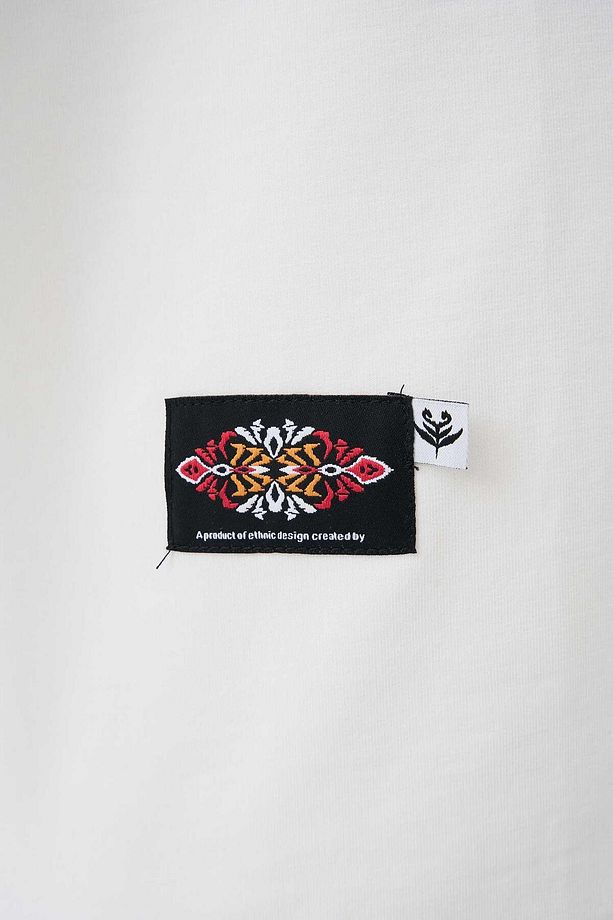 Erkek Ethnical Printed And Embroidered Tişört Ecru - 3