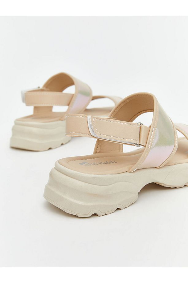 LCW STEPS Ekru Cırt Cırtlı Kız Çocuk Sandalet - 5