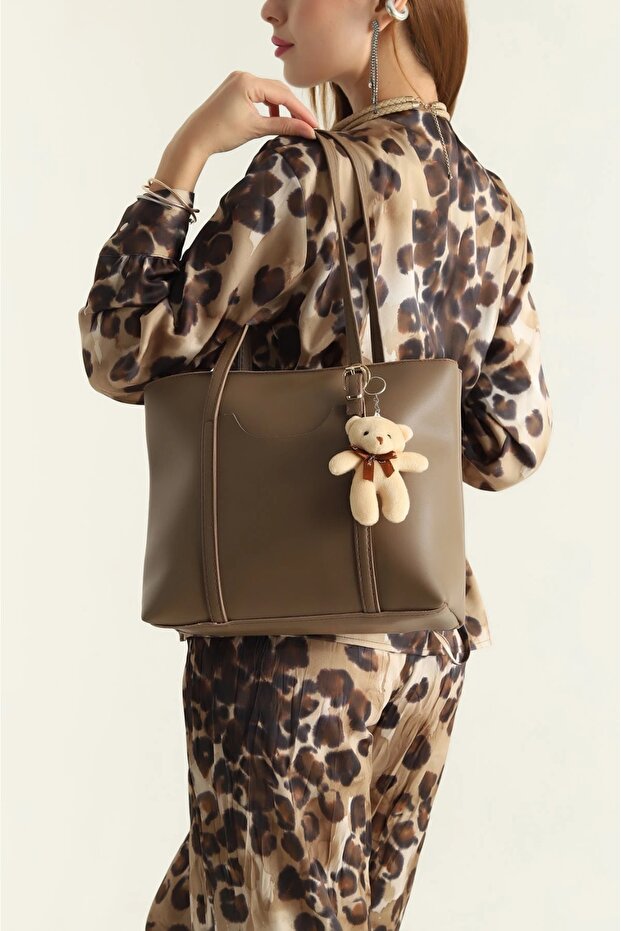 Zippered Shoulder Bag with Mink Teddy Bear Accessory
