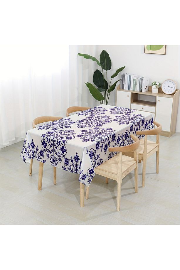 Mavi Çiçek Motif Desenli Dijital Baskı Dertsiz Kumaş Masa Örtüsü - 3