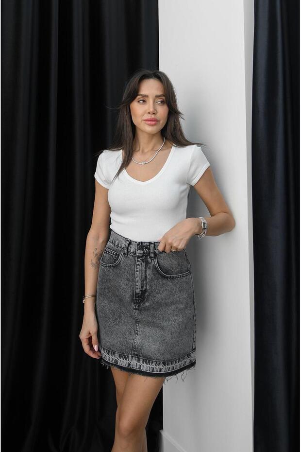 Ecru V-Neck Camisole T-Shirt